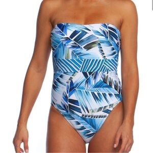 LA BLANCA TWO COOL BANDEAU ONE PIECE